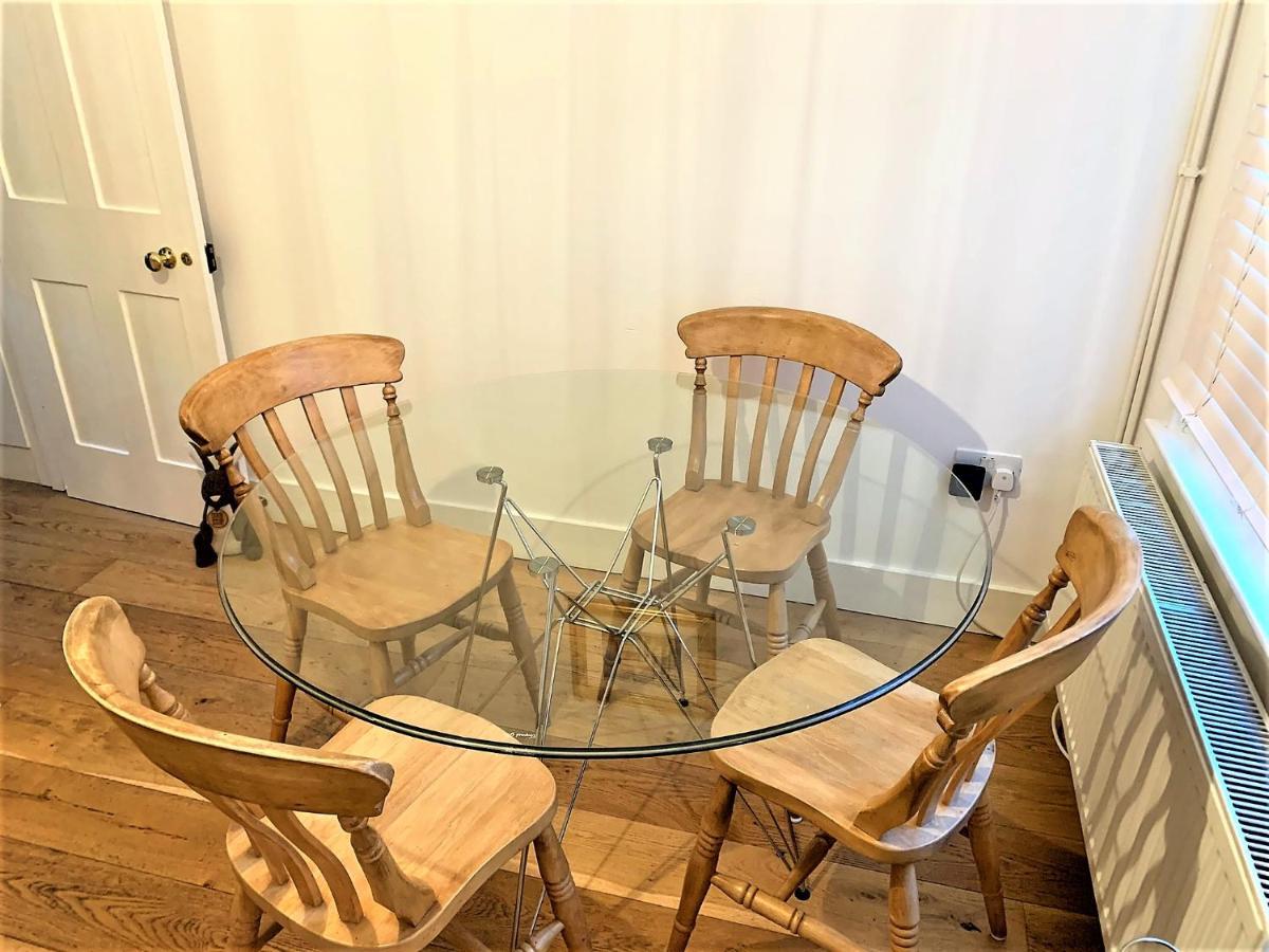 Riverside Channel5 "Holidays Homes In The Sun" Featured Central Canterbury Cottage With Free Parking Екстериор снимка