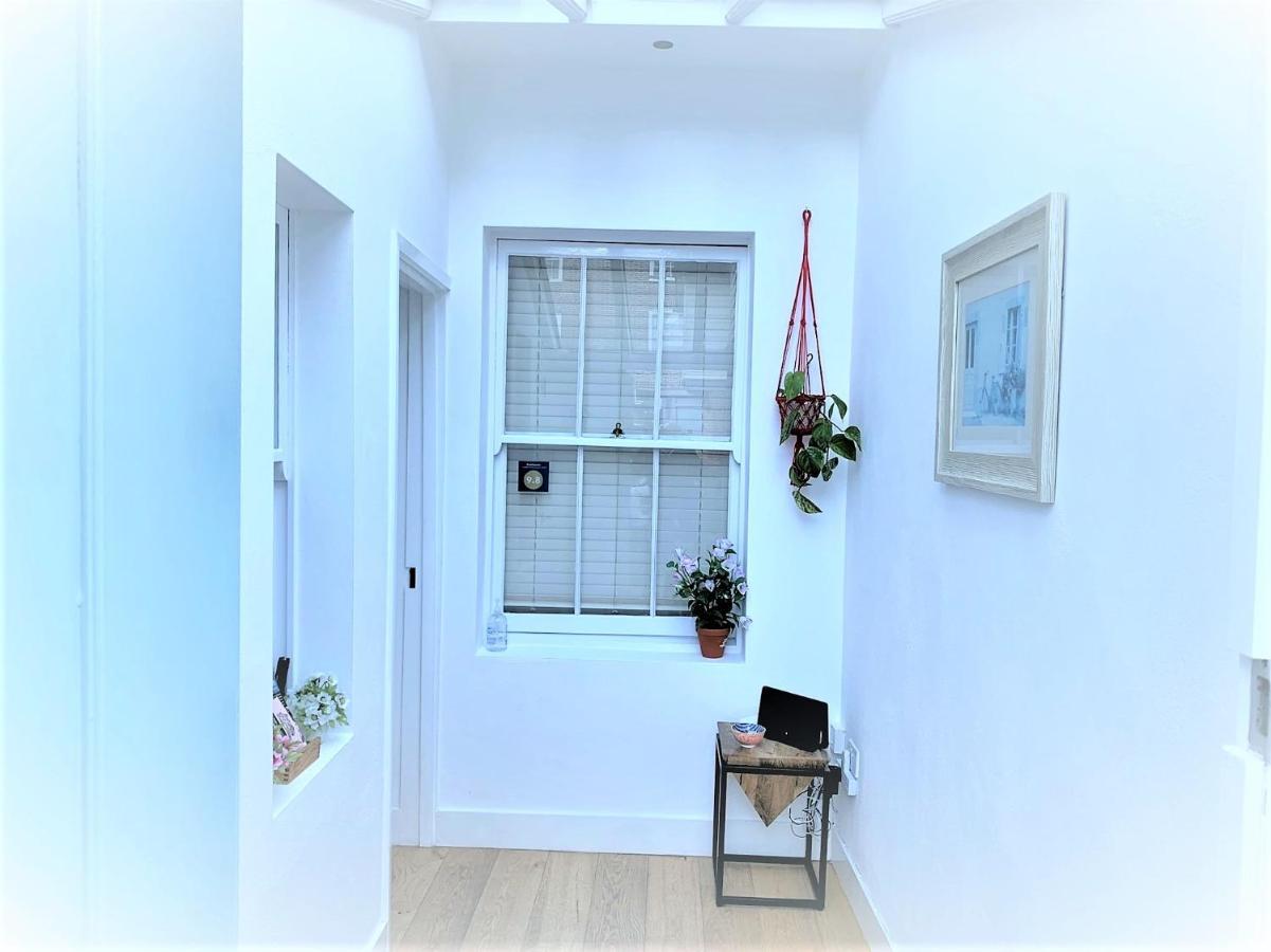 Riverside Channel5 "Holidays Homes In The Sun" Featured Central Canterbury Cottage With Free Parking Екстериор снимка