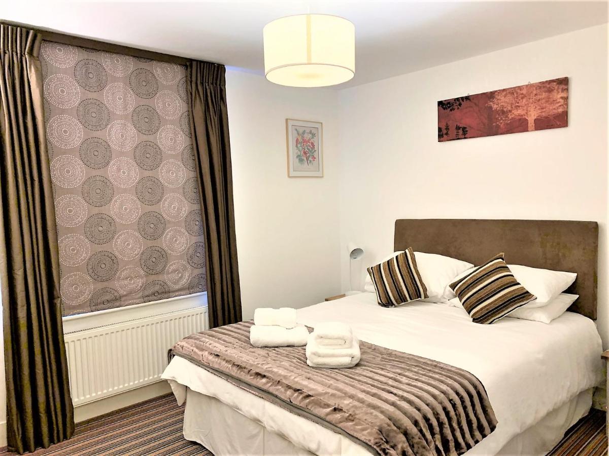 Riverside Channel5 "Holidays Homes In The Sun" Featured Central Canterbury Cottage With Free Parking Екстериор снимка