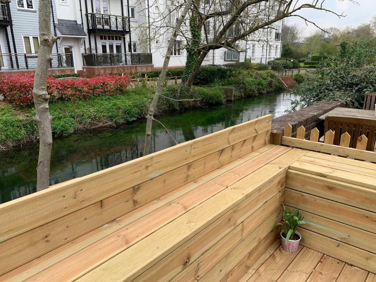 Riverside Channel5 "Holidays Homes In The Sun" Featured Central Canterbury Cottage With Free Parking Екстериор снимка